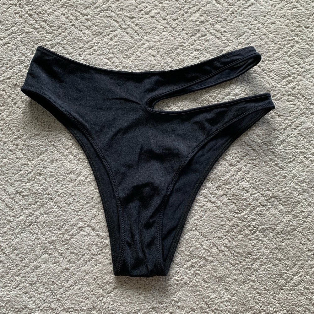 NWOT Bikini Bottoms